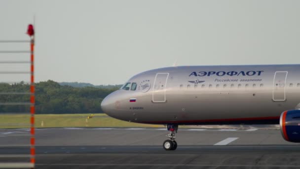 Dusseldorf Germania Luglio 2017 Aeroflot Airbus A321 Bfx Svolta Pista — Video Stock