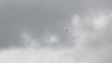 Sukhoi Su-34 bek oyuncu gösteri uçuş sırasında