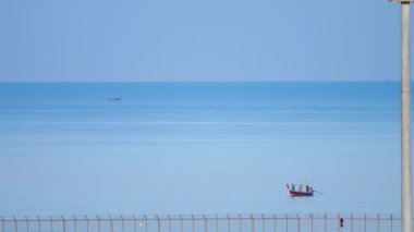 Longtail balıkçı tekne Phuket yakınındaki