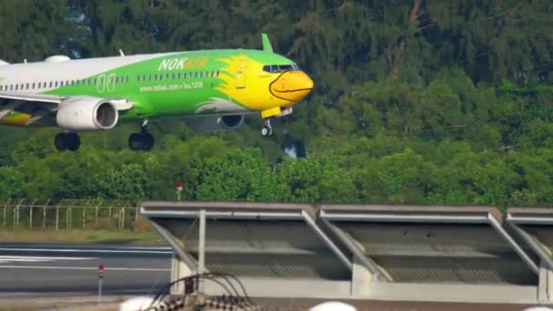 NOK Air Boeinga 737 lądowania — Wideo stockowe