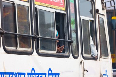 Eski Hint kadının Sigara