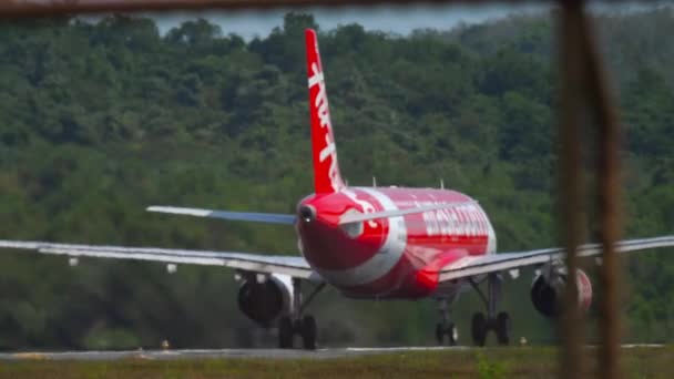 Salida del avión desde Phuket — Vídeo de stock