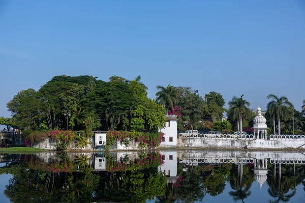 Lac Pichola et Taj Lake Palace — Photo