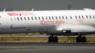 Uçak başına Taksilemek