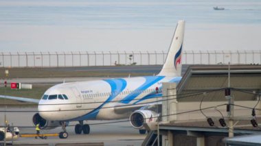 Uçak Airbus 320 geri itme