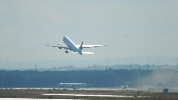 Air Canada boeing 777 Abflug — Stockvideo