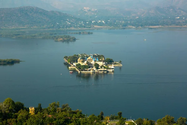 Lago Pichola y Taj Lake Palace — Foto de Stock