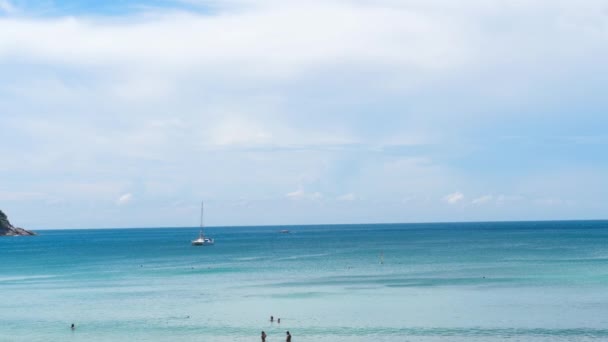 Panorama of Nai Harn beach — Stock Video