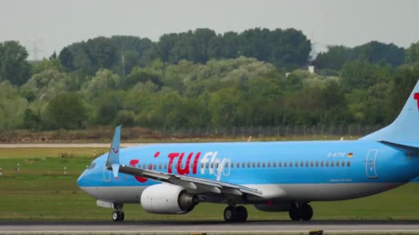 Tiufly Boeing 737 indulás — Stock videók