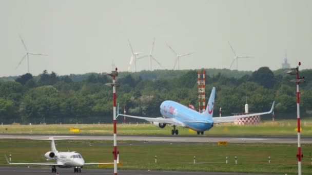 TIUfly Boeing 737 partida — Vídeo de Stock