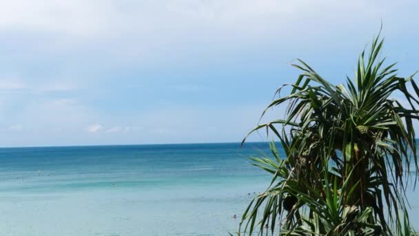 Panorama da praia de Nai Harn — Vídeo de Stock