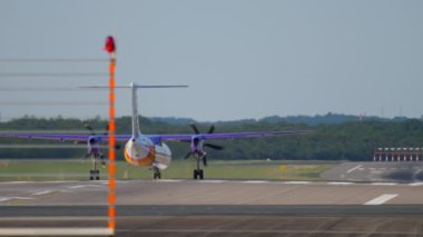 Kalkıştan önce turboprop uçağı