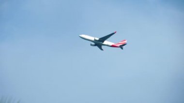 Changi havaalanından Airbus A330 kalkış