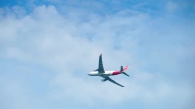 Changi havaalanından Airbus A330 kalkış