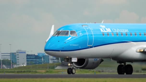 KLM Cityhopper Embraer 190起飞型 — 图库视频影像