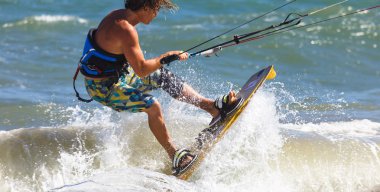 Profesyonel kitesurf sporcuların Hileleri