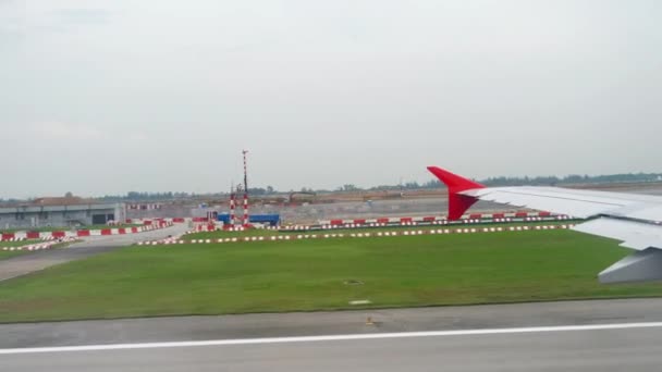 从樟宜机场出发 — 图库视频影像