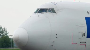 İniş sonra fren airfreighter