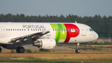 Airbus A321 kalkış dokunun