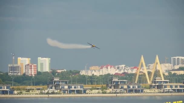 Avião de corrida no palco — Vídeo de Stock