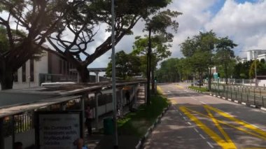 Otobüs yoldan Singapur