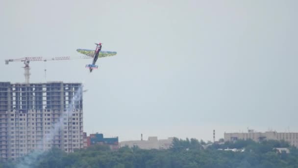 Avião de corrida no palco — Vídeo de Stock