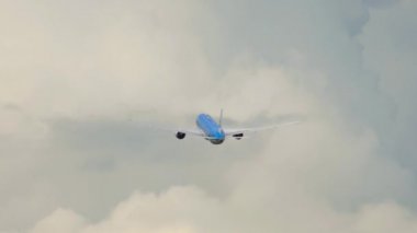 Klm Dreamliner tırmanıyor