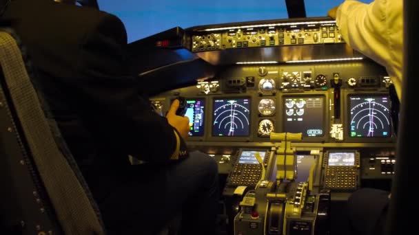 Cabina di pilotaggio per aeromobili civili . — Video Stock