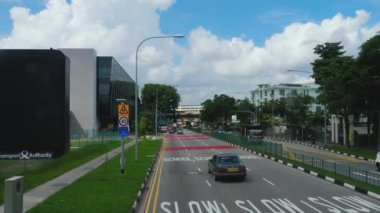 Otobüs yoldan Singapur