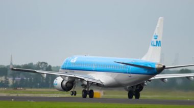 KLM Cityhop Embraer 190 kalkış
