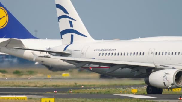 Trafic à l'aéroport de Francfort — Video