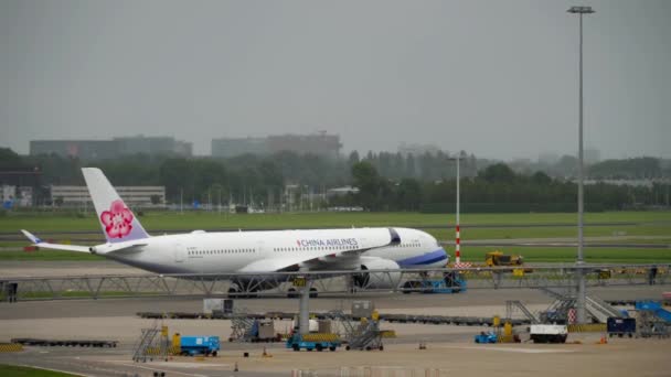 China Airlines Airbus A350 koudel — Stock video