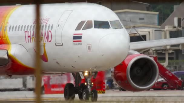 Avión en rodaje antes de la salida — Vídeos de Stock