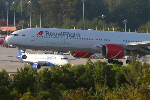 Royal Flight Boeing 777 Ліцензійні Стокові Зображення