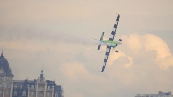 Avião de corrida no palco — Vídeo de Stock