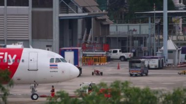 Uçak Airbus 320 çekici