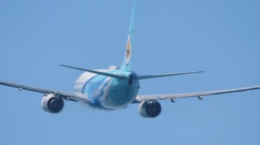 Phuket 'ten kalkan uçak.
