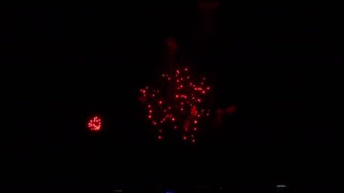 Şehir Festivali 'nde renkli, parlak havai fişekler