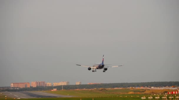 Atterrissage de l'Airbus A320 — Video