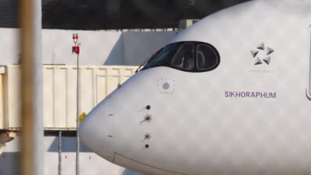 Airbus A350 indulás előtt — Stock videók