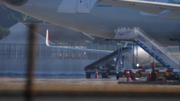 Jetstar Airbus 320 rodaje para la salida — Vídeo de stock