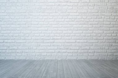 tuğla duvar ve beton döşeme ile boş oda