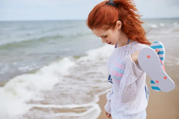 Beautiful Young Woman Beach — Stock Photo, Image