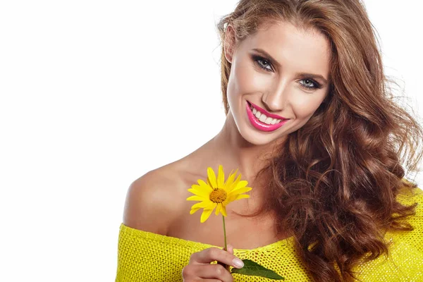 Ritratto Giovane Bella Donna Con Trucco Elegante Girasole — Foto Stock