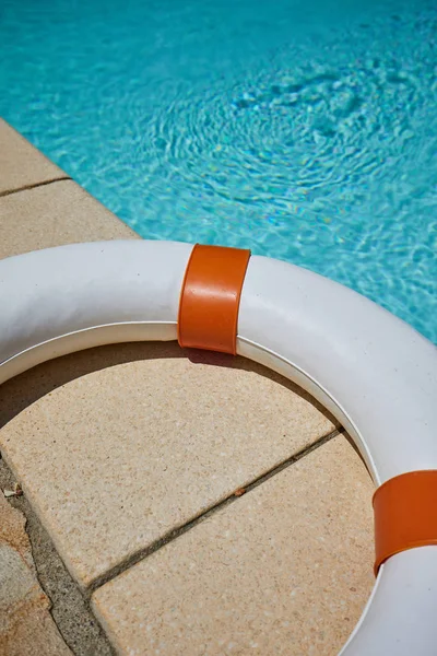 Lifebuoy Edge Swimming Pool — Stock Photo, Image