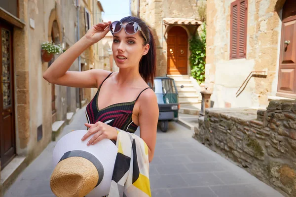 Europa Fun Zomer Gelukkig Romantische Vrouw Vakantie Italië — Stockfoto