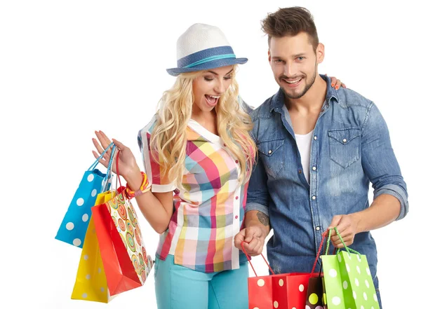 年轻的 微笑的夫妇在购物狂潮 浅薄的多佛 关注女人的眼睛 — 图库照片