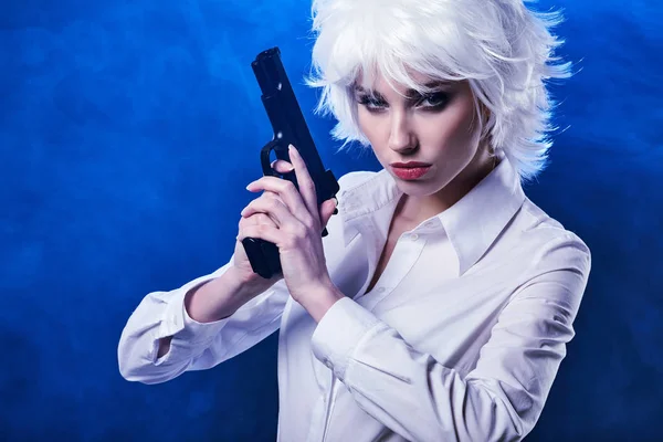 Besondere Taktik Sexy Frau Hält Ihre Waffe Hoch — Stockfoto