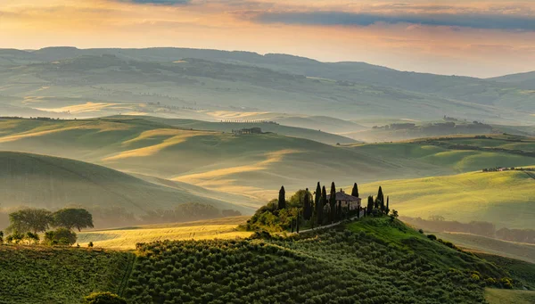 Тосканский Пейзаж Рассвете Типичный Региона Тосканской Фермы — стоковое фото