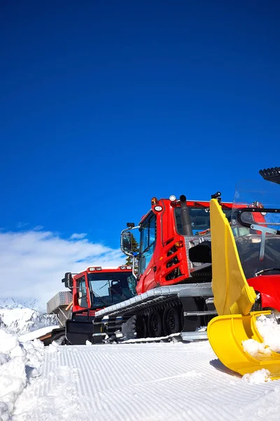 Maskin för skidåkning lutning preparat — Stockfoto